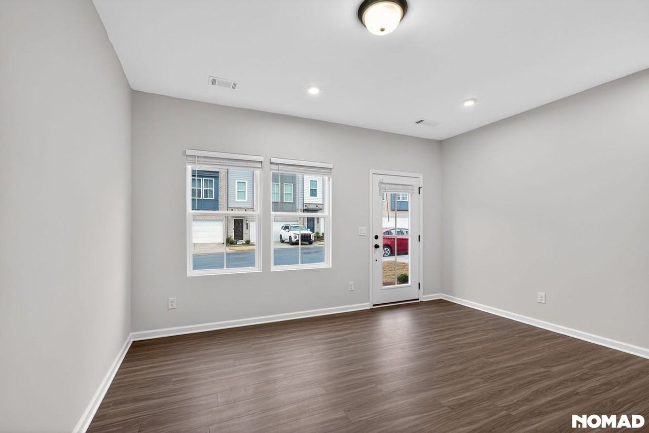 1420 Creekside Cir Nw - Photo 3 of 40