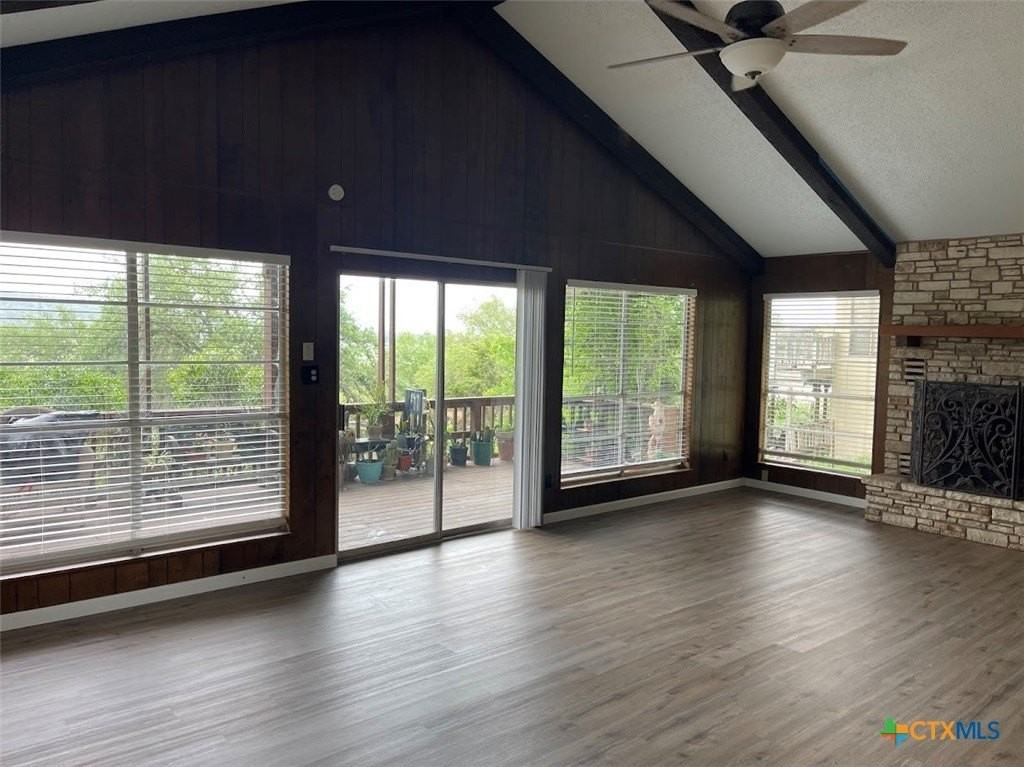 1800 Charter Oak Dr - Photo 6 of 31