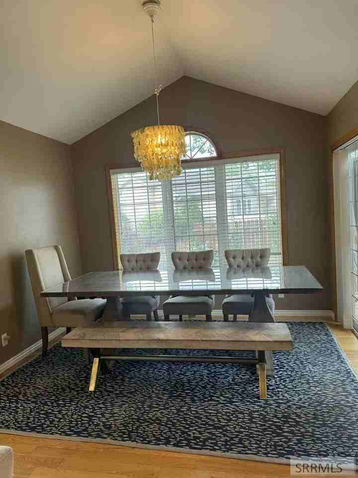 Summer Cir - Photo 7 of 35