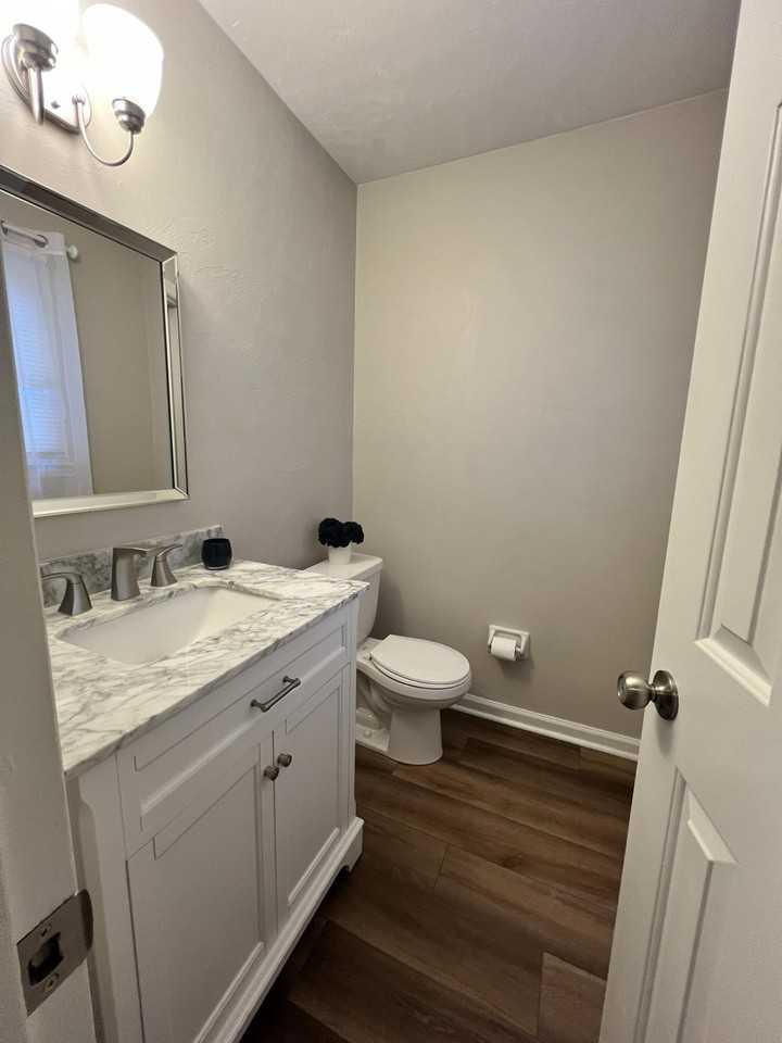 1000 Holland Dr Apt 3 #3 - Photo 5 of 23