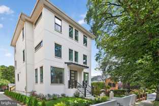 5310 Cathedral Ave Nw - Photo 1 of 1