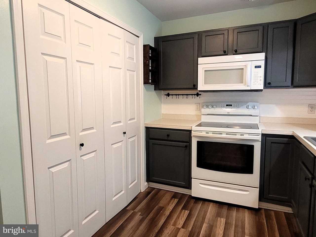 124 Dickens Ln - Photo 6 of 22