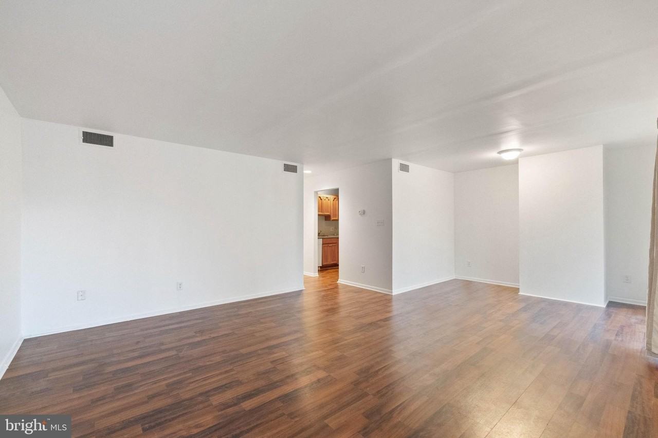 13 Trolley Sq Unit C #C - Photo 3 of 14