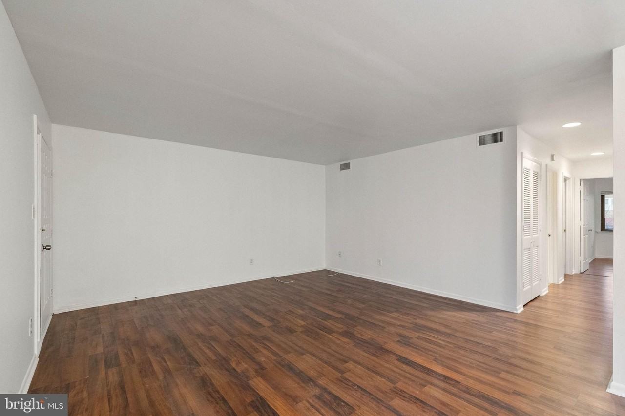 13 Trolley Sq Unit C #C - Photo 5 of 14