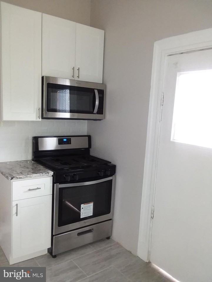 2012 Mount Royal Ter - Photo 7 of 50