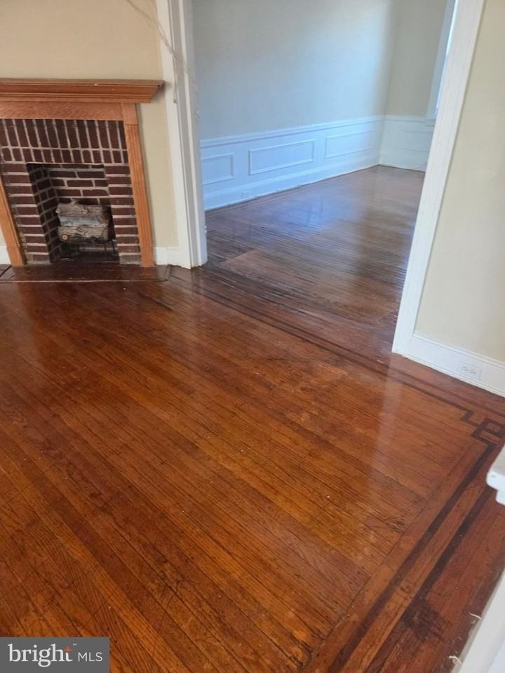 3222 Ellerslie Ave - Photo 6 of 14