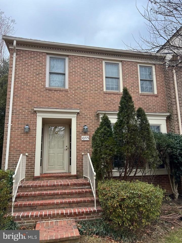 10775 Brewer House Rd - Photo 2 of 19