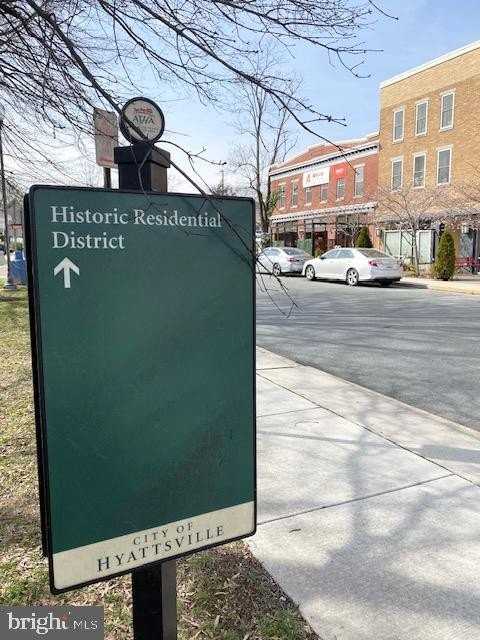 4334 Farragut St Apt H #H - Photo 2 of 22