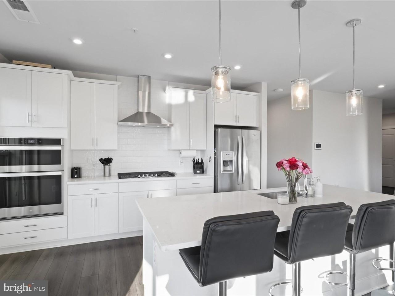 100 Saint Ives Pl Apt 402 #402 - Photo 6 of 30