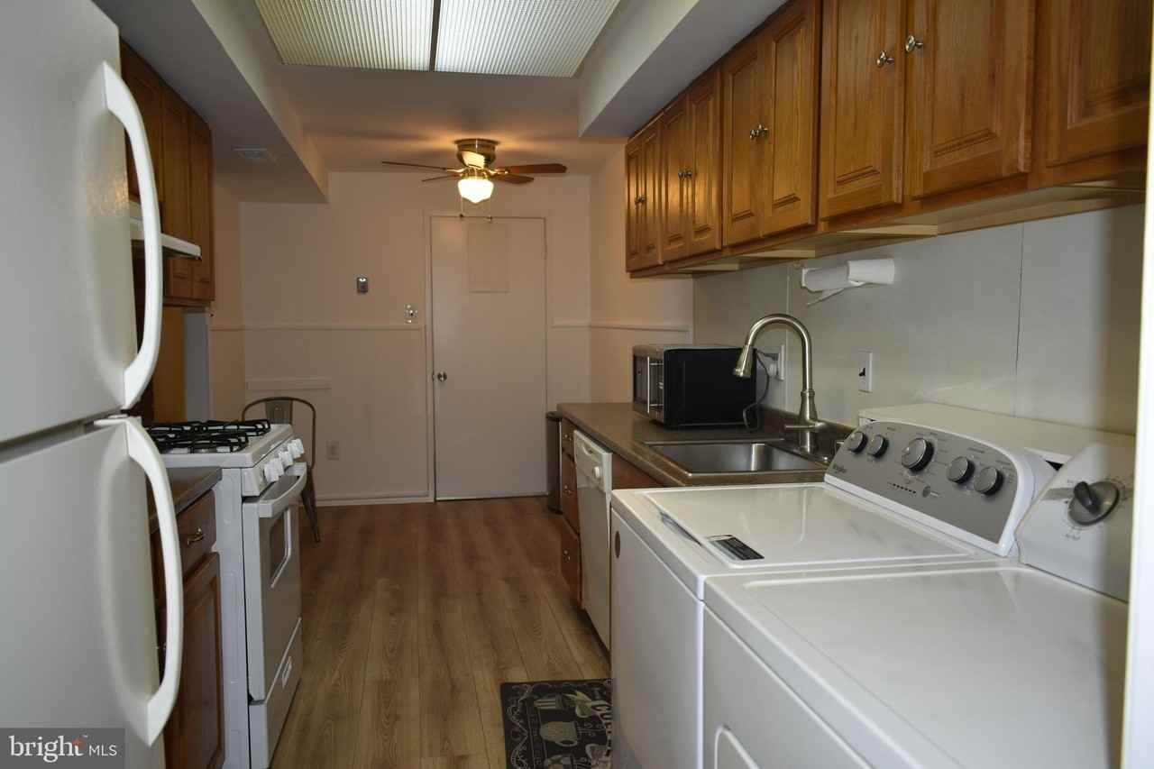 10247 Prince Pl Unit 30-201 #30-201 - Photo 4 of 11