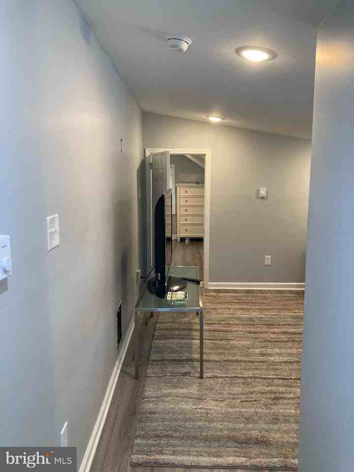 118 W Clinton Ave - Photo 2 of 15