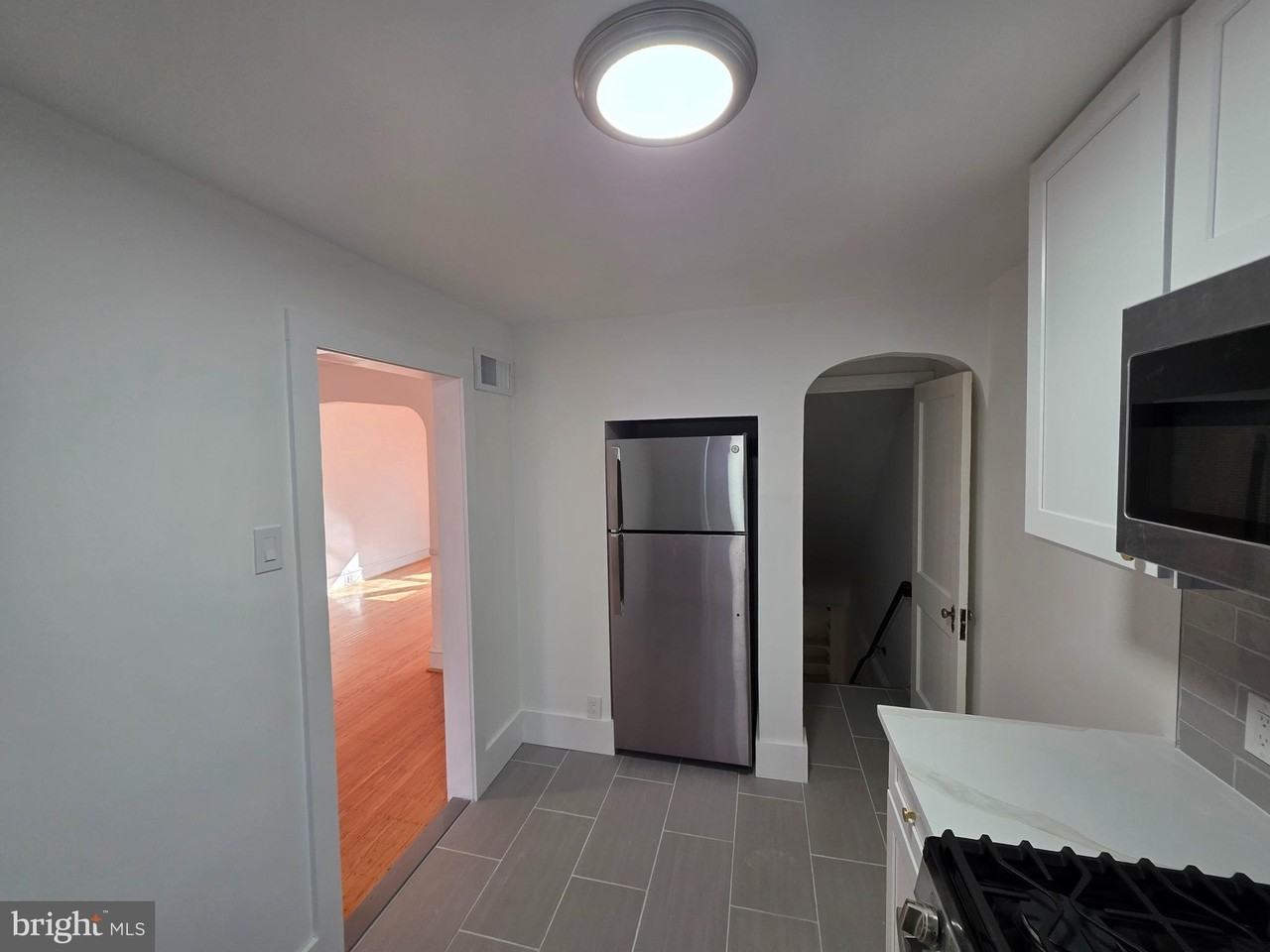 5 Dowling Ave - Photo 7 of 30