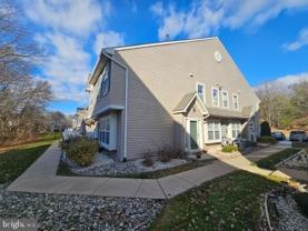 1608 Beacon Hill Dr - Photo 1 of 1