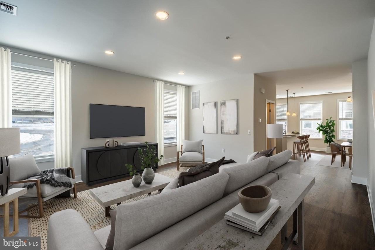 219 Snow Ln Unit 1 #1 - Photo 3 of 29