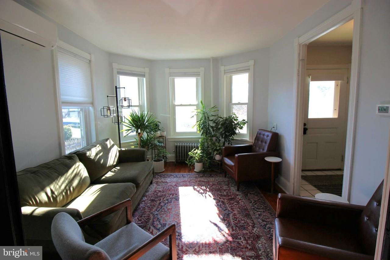 141 W Mulberry St - Photo 3 of 30