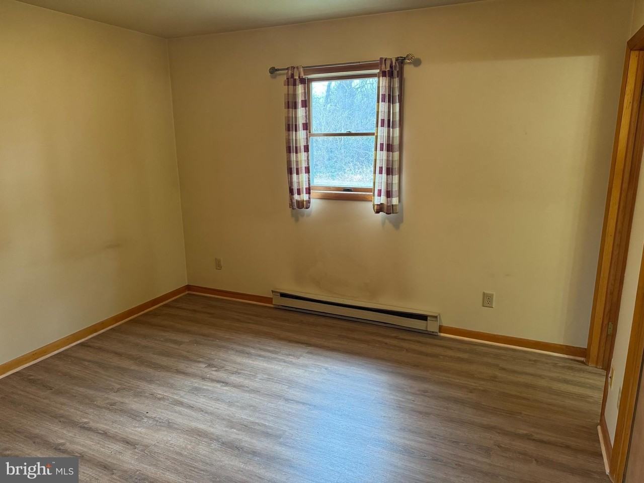 60 Edgelea Dr - Photo 7 of 11