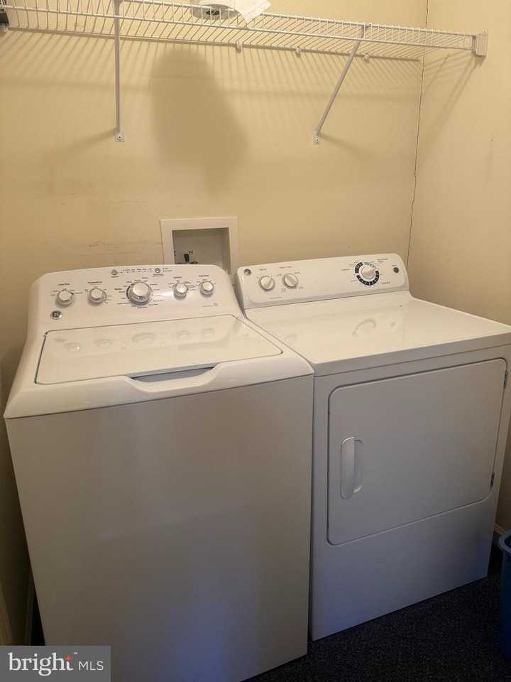 427 Crosswinds Dr - Photo 4 of 5