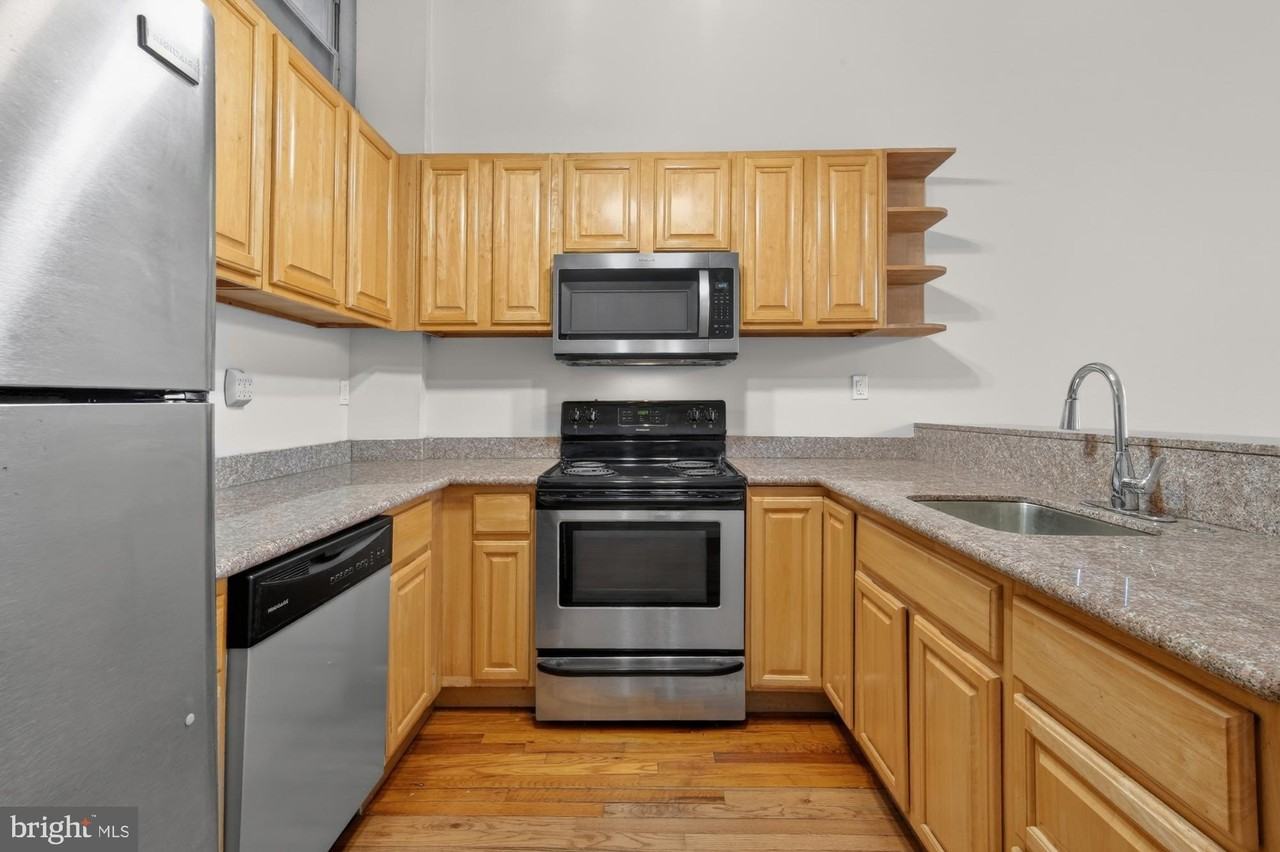 339 W Girard Ave Fl 1 #1 - Photo 7 of 16