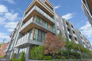 236 W Thompson St Apt B401 #B401 - Photo 1 of 1