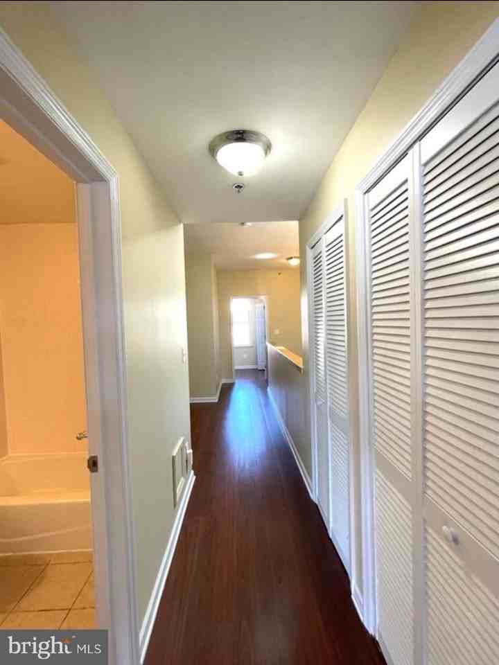 1120-00 Buttonwood St Unit C #C - Photo 7 of 23