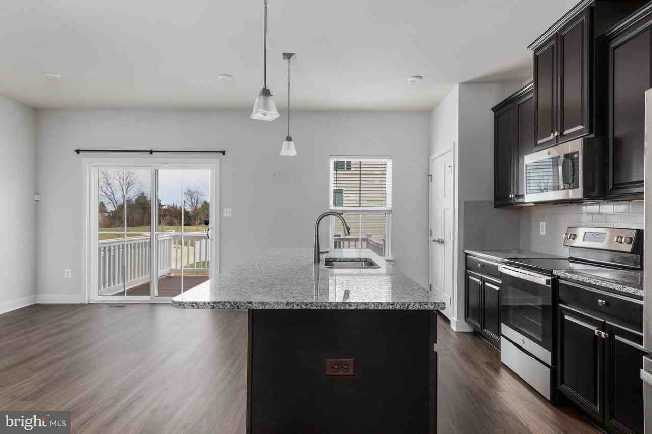 103 Twinleaf Way - Photo 3 of 27