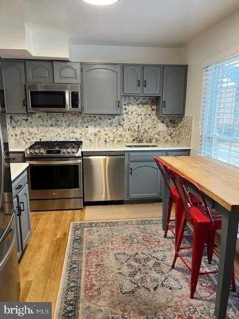 5412 Midship Ct - Photo 3 of 41