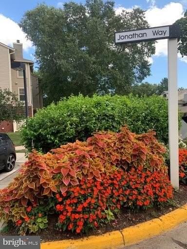 1785 Jonathan Way Unit B #B - Photo 3 of 35