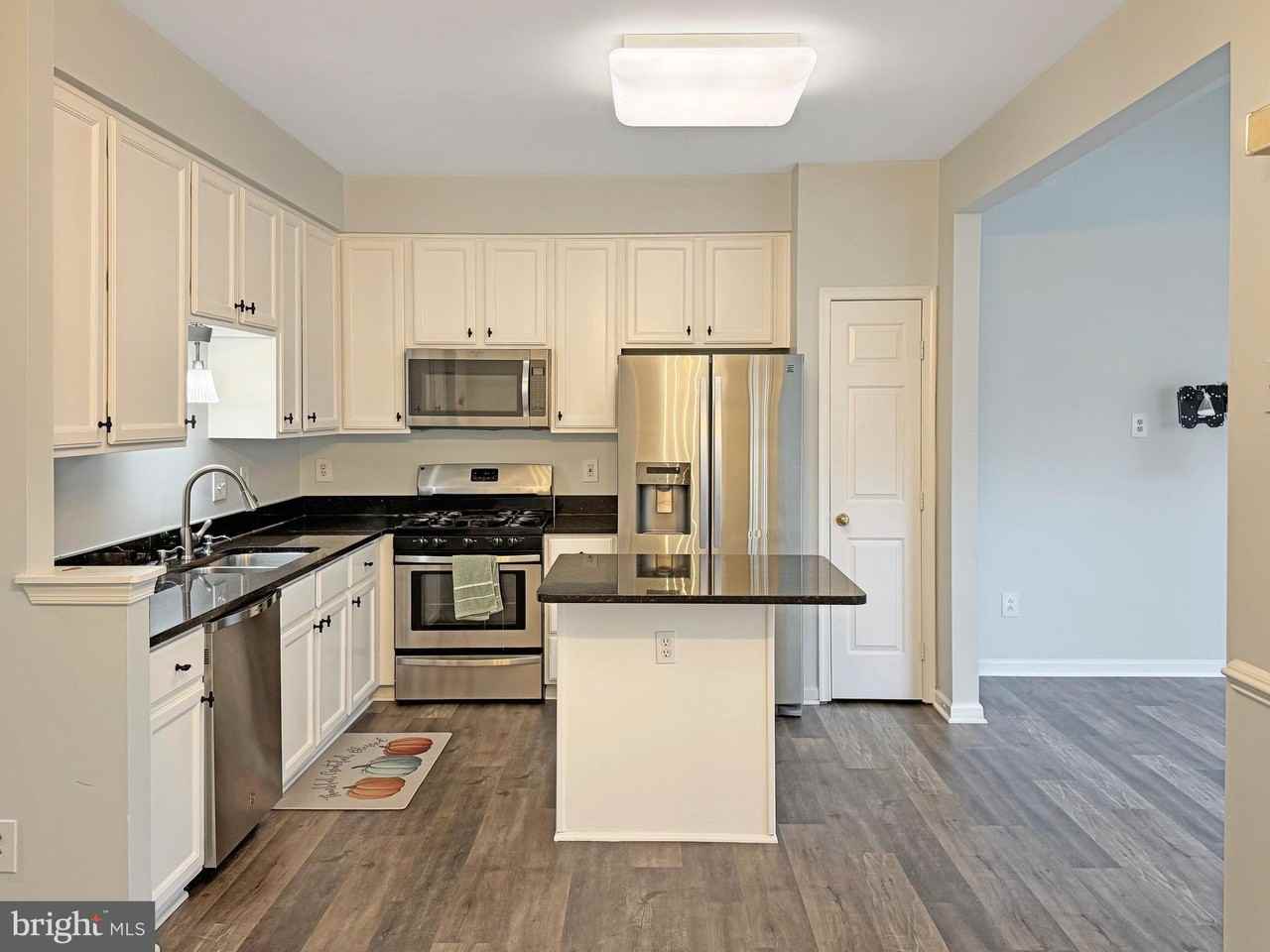 25415 Morse Dr - Photo 6 of 31