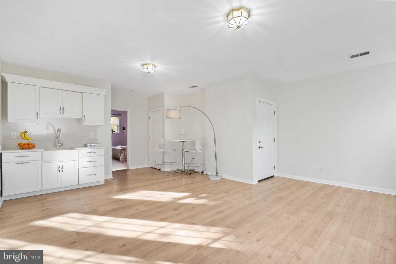 47516 Anchorage Cir - Photo 4 of 15