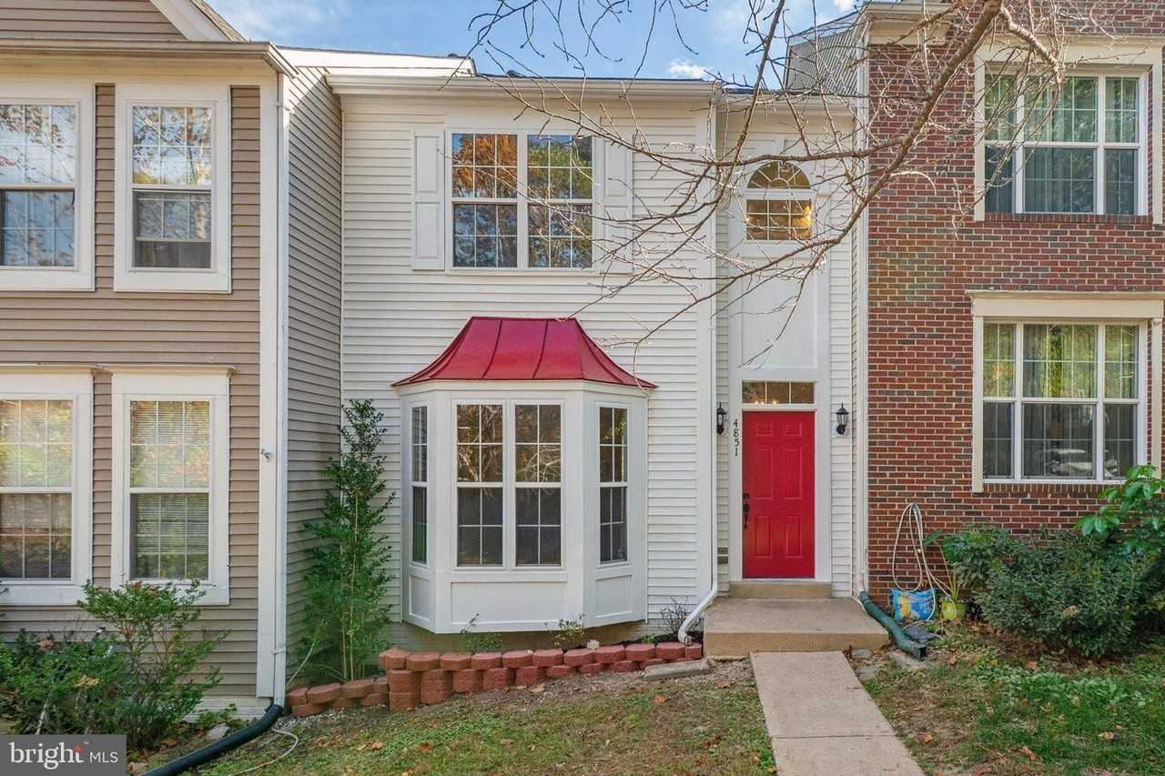 4851 Ebb Tide Ct - Photo 2 of 30