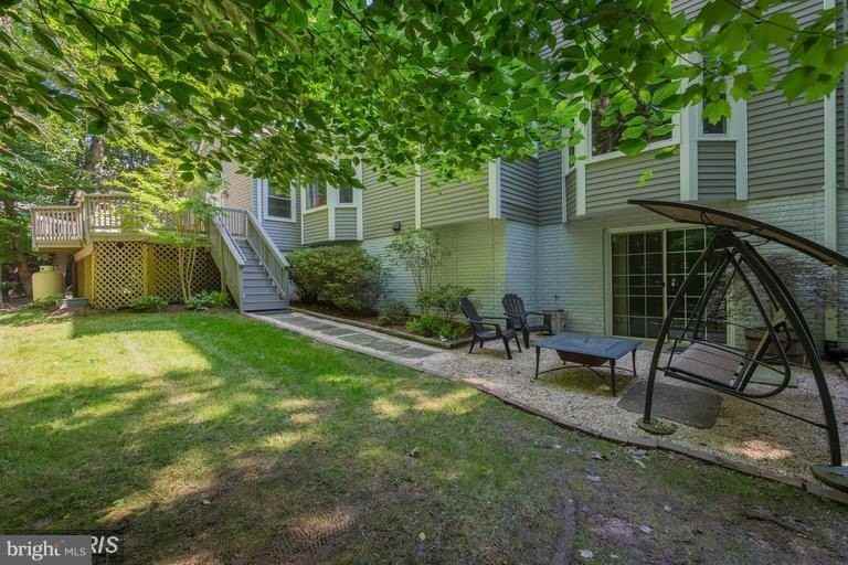 13002 Montpelier Ct - Photo 3 of 28