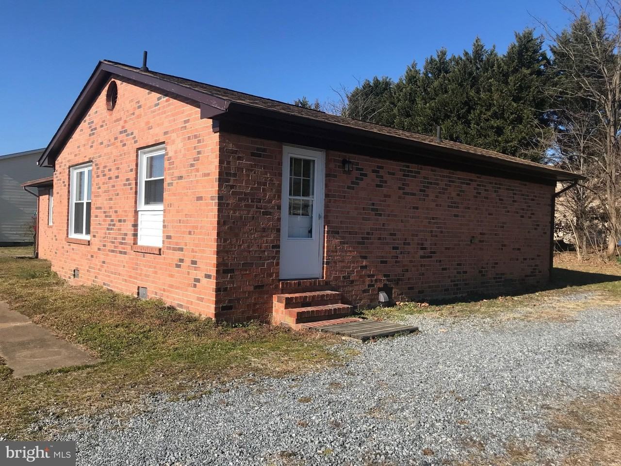 1815 Meadow Dr - Photo 2 of 7