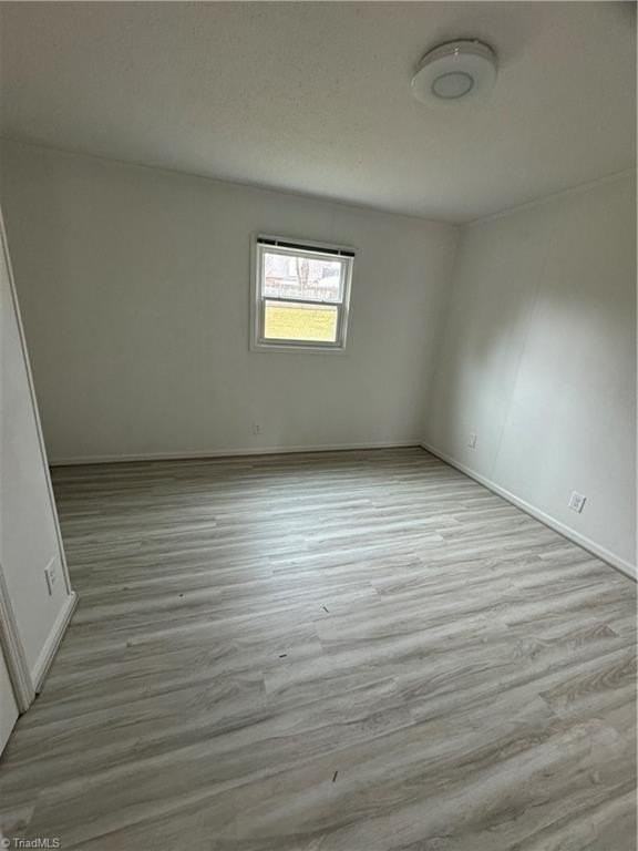 221 Mayberry Ave - Photo 4 of 4