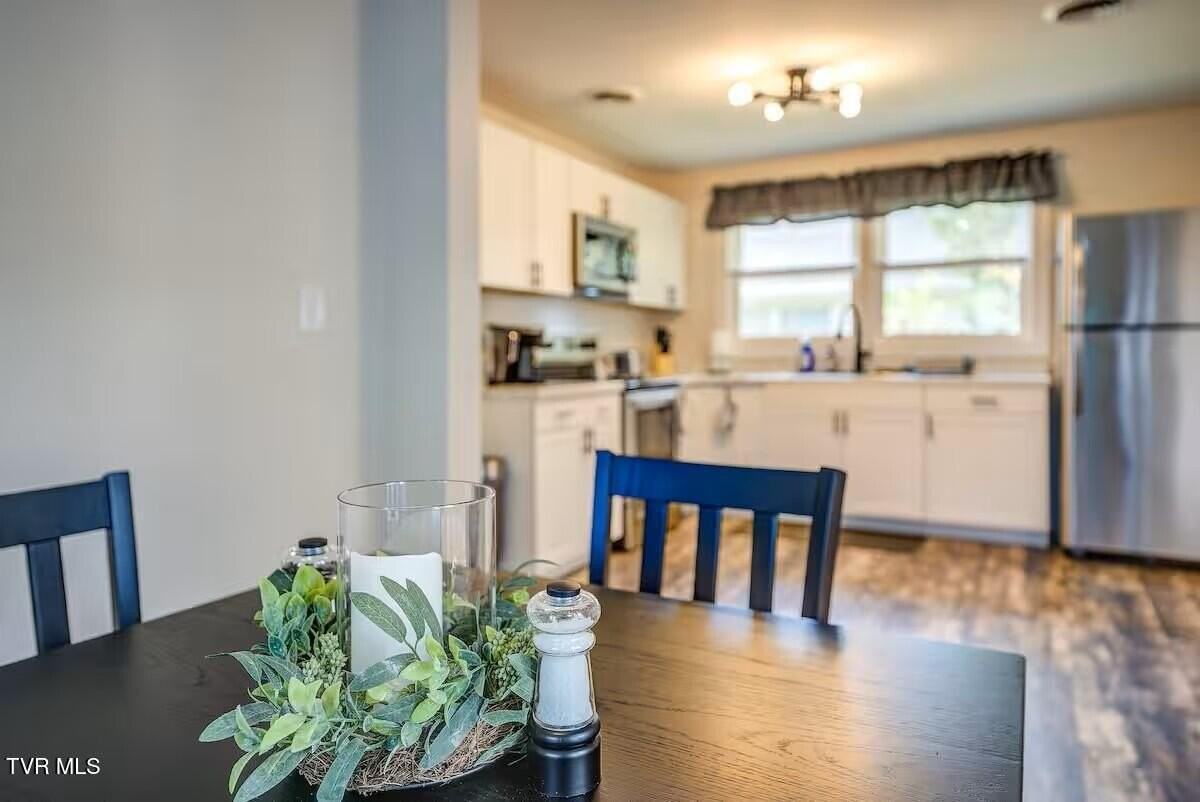 1330 E Sevier Ave - Photo 7 of 18