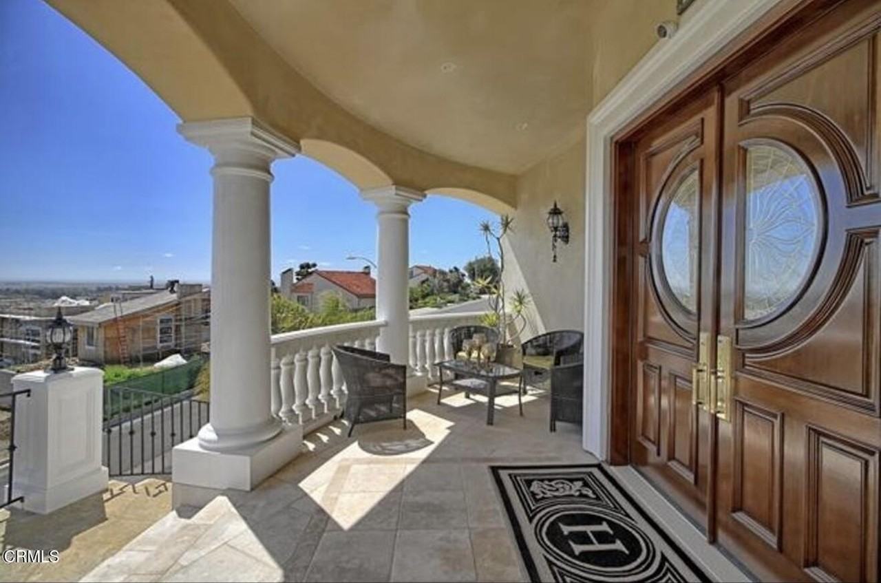 6153 Cobblestone Dr - Photo 2 of 21