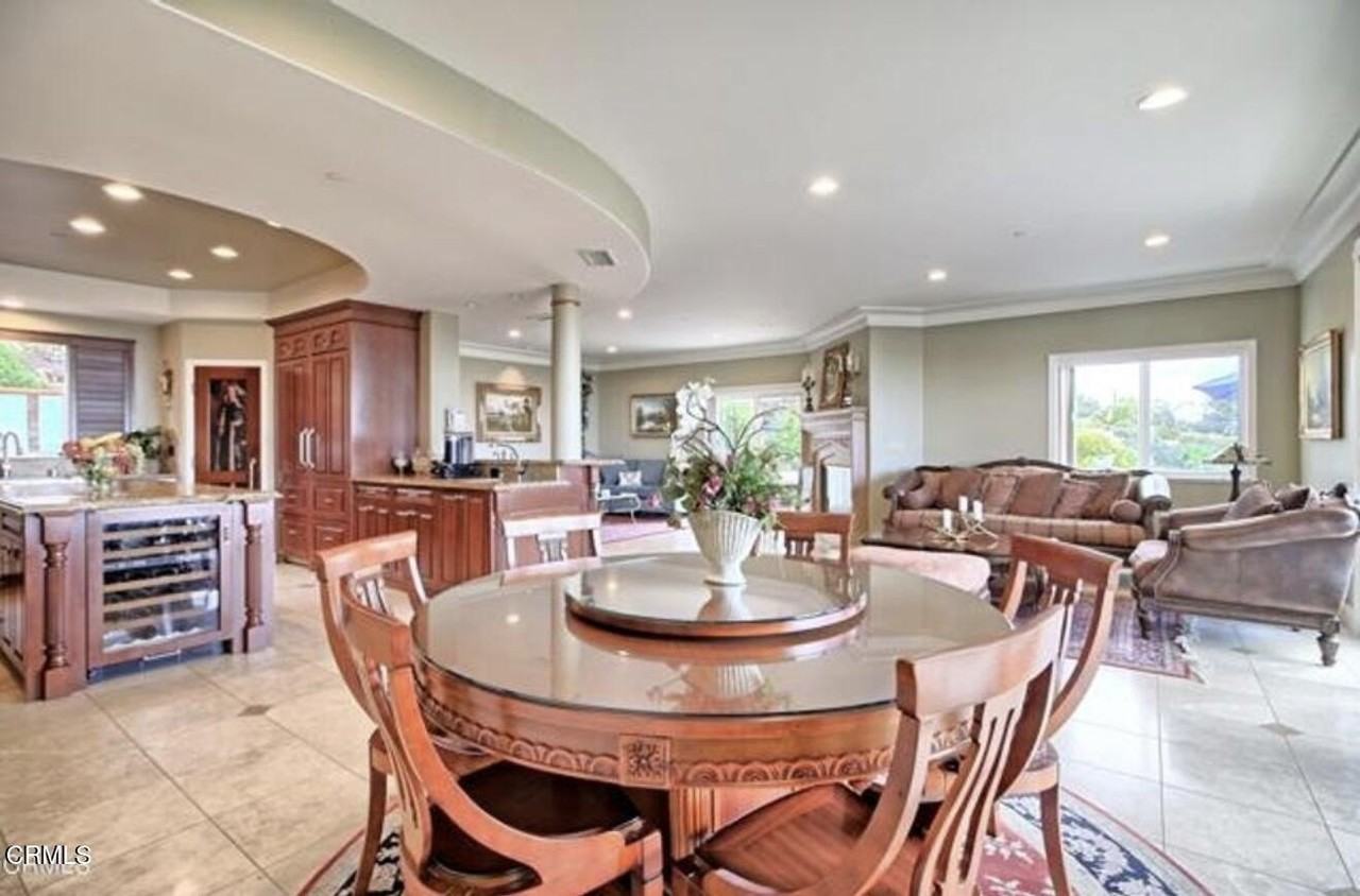 6153 Cobblestone Dr - Photo 5 of 21