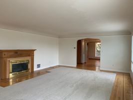 featured image of 1100 Nw 43rd St