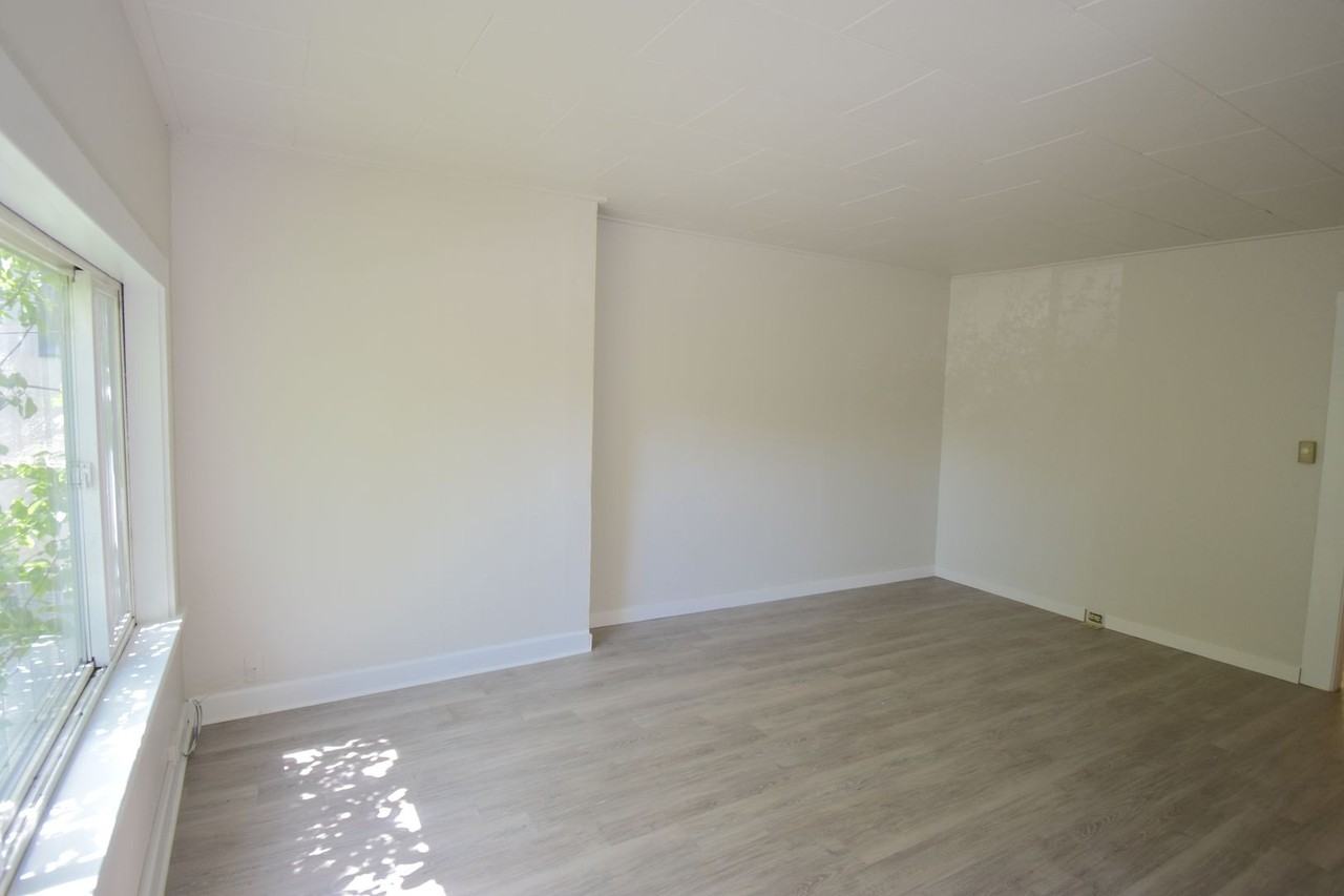 104 N 39th St - Photo 4 of 24