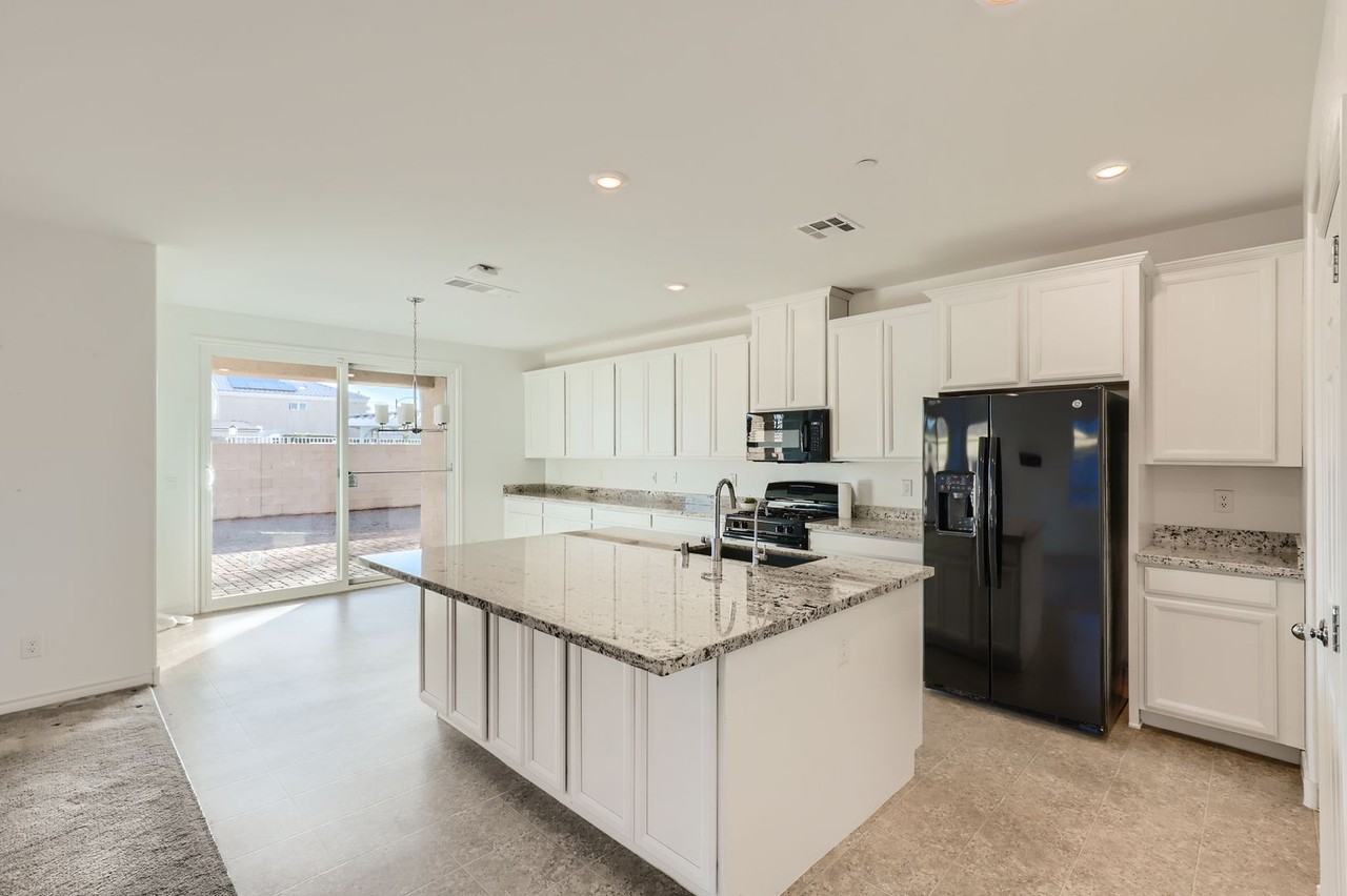 1820 Pendleton Ridge St - Photo 6 of 30