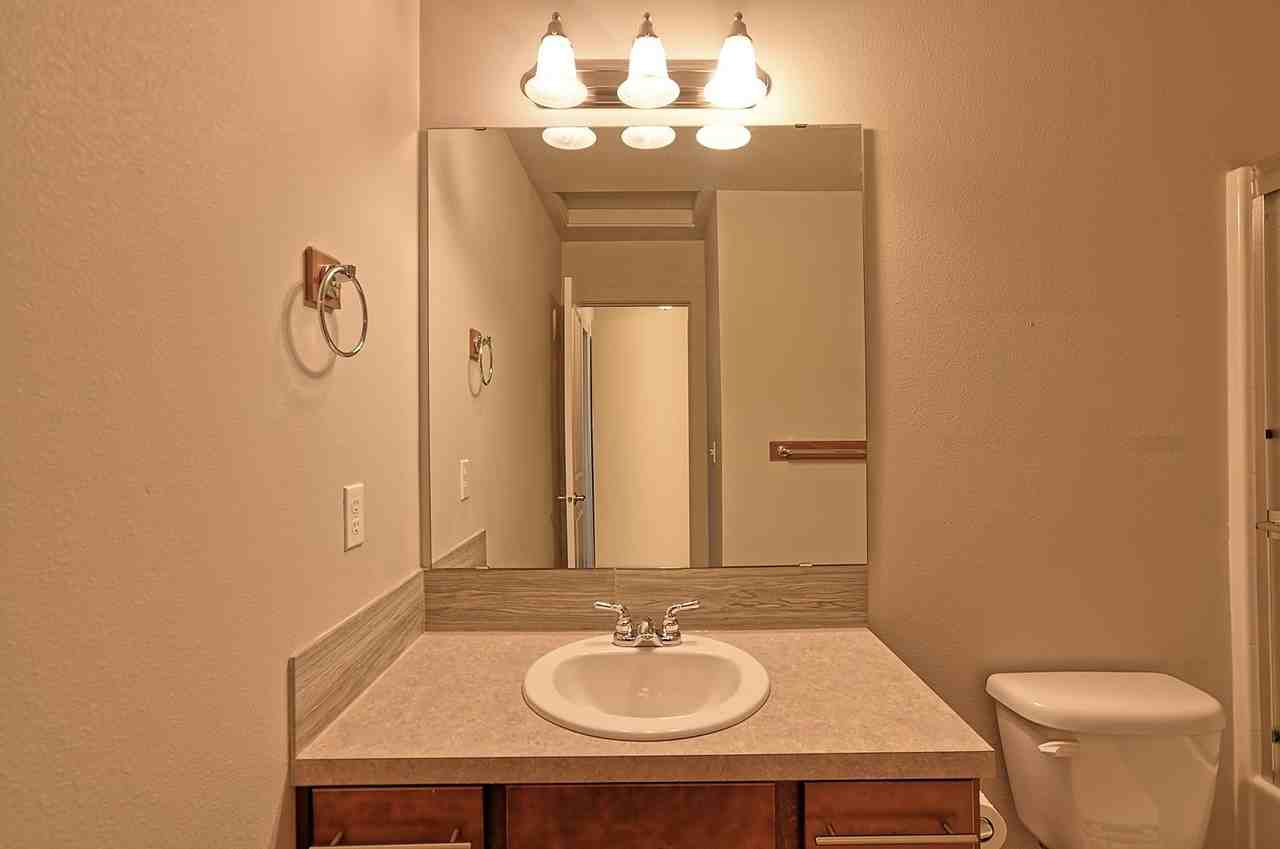 1406 106th Pl Se - Photo 7 of 15