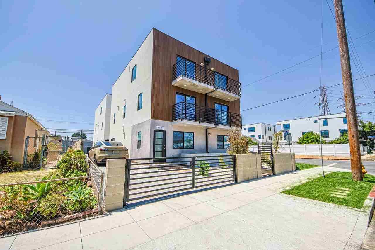 5659 Auckland Ave - Photo 2 of 3