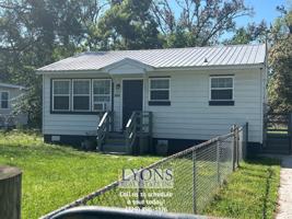 featured image of 615 E Brookwood Dr