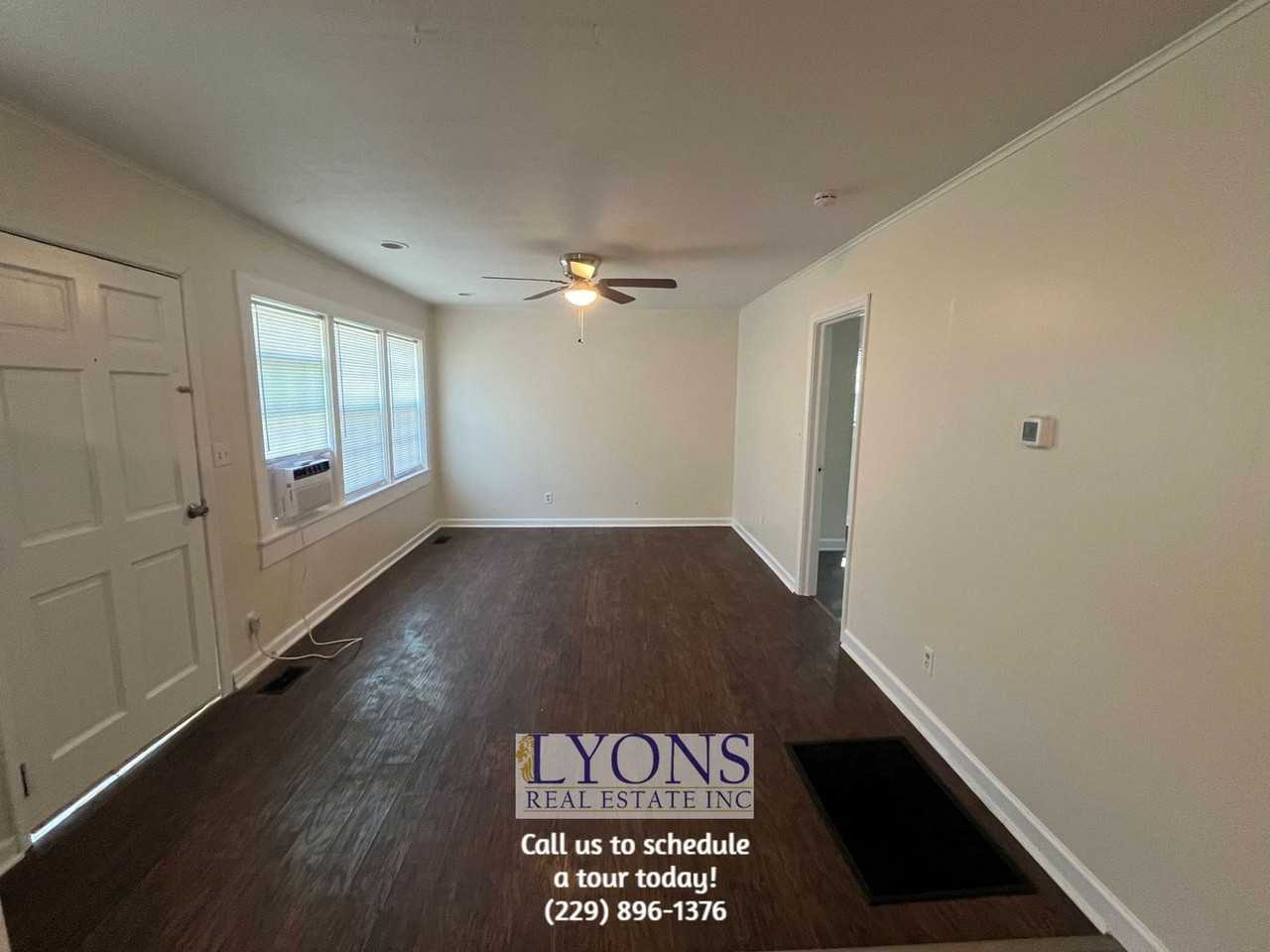 615 E Brookwood Dr - Photo 3 of 6