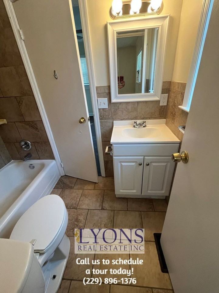 615 E Brookwood Dr - Photo 5 of 6