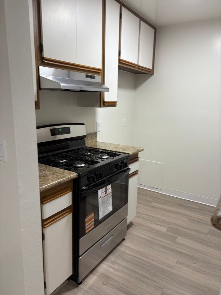 400 S. Westmoreland Ave. - Photo 4 of 16