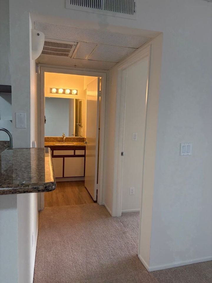 400 S. Westmoreland Ave. - Photo 6 of 16