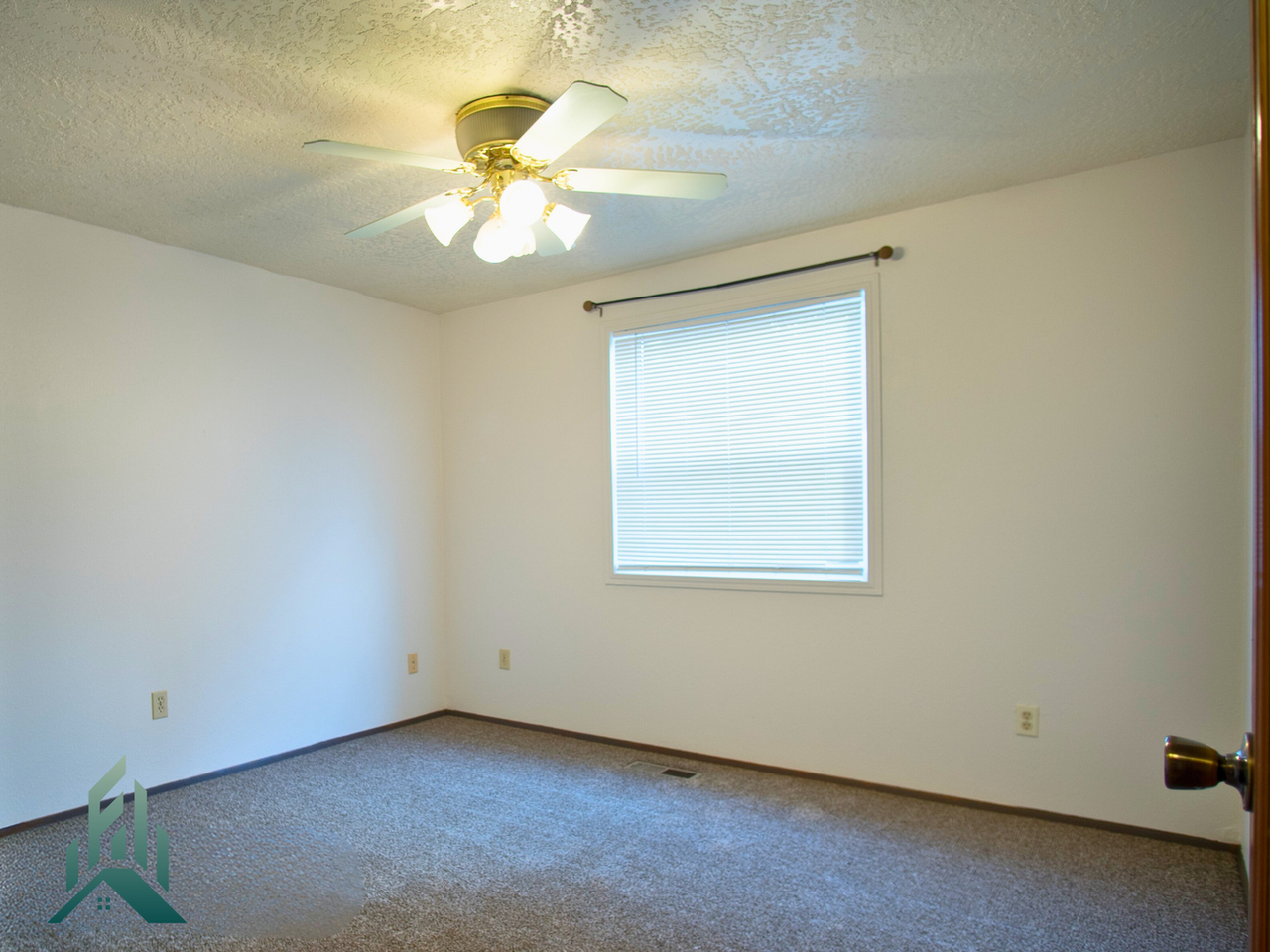 6295 Weldon Ct Sw - Photo 4 of 8