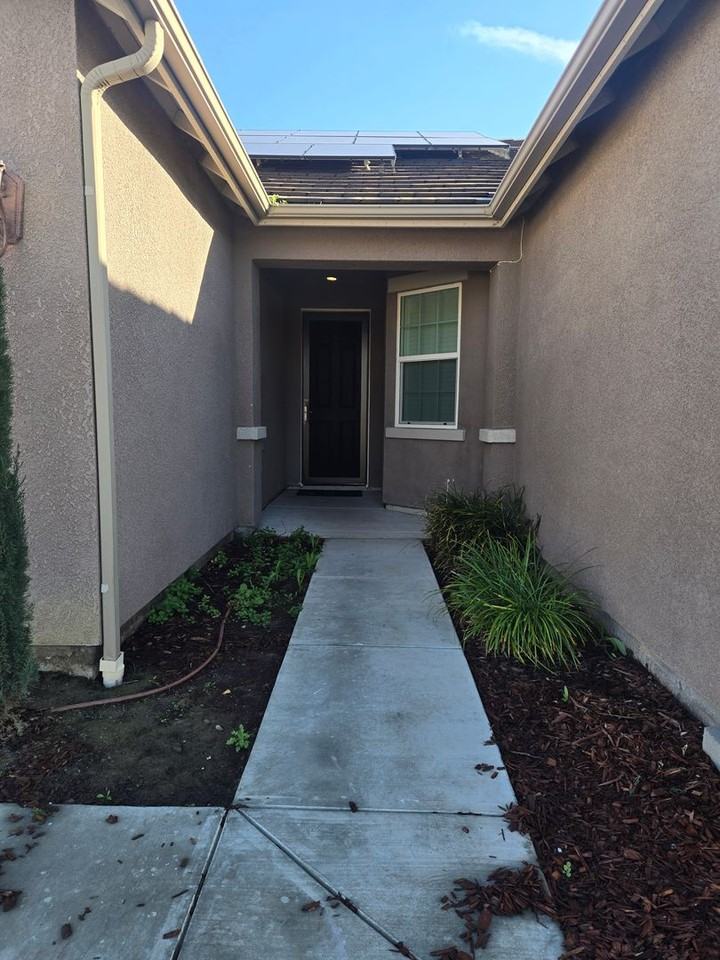 1290 Golf Ave - Photo 2 of 23