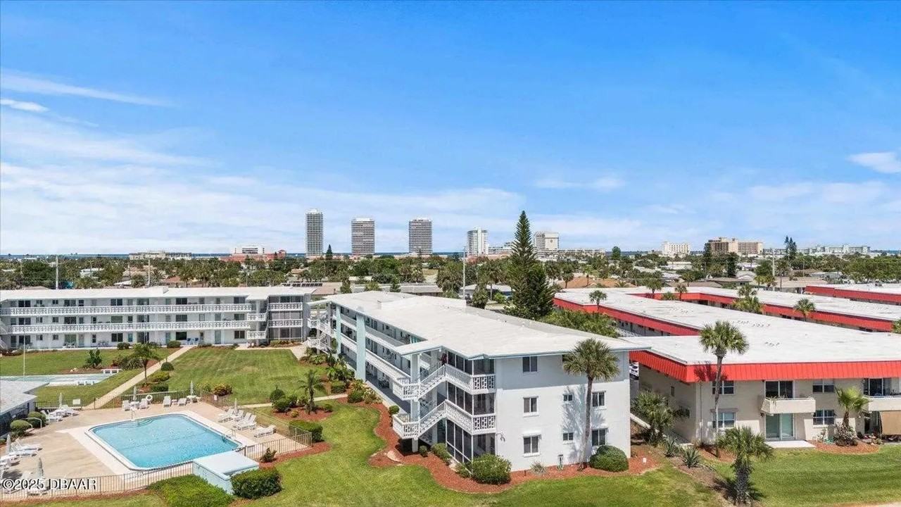 3009 N Halifax Ave - Photo 6 of 29