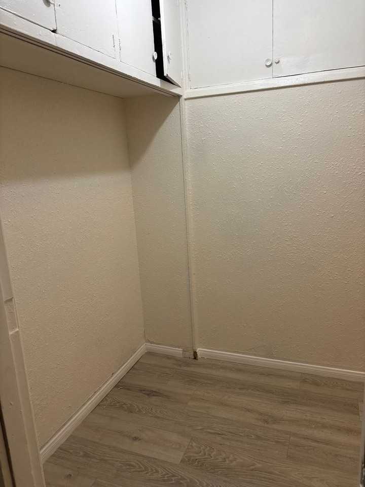 1121 W Base Line St - Photo 3 of 14